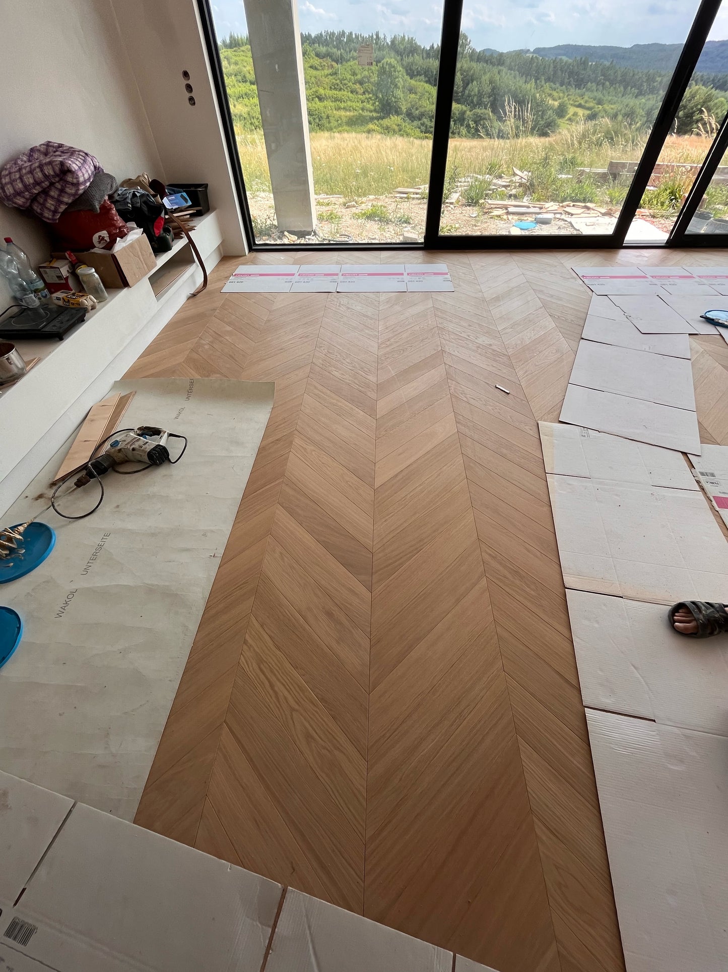 UNFINISHED 600mm x 120mm x 13/4mm Engineered Chevron Point Parquet