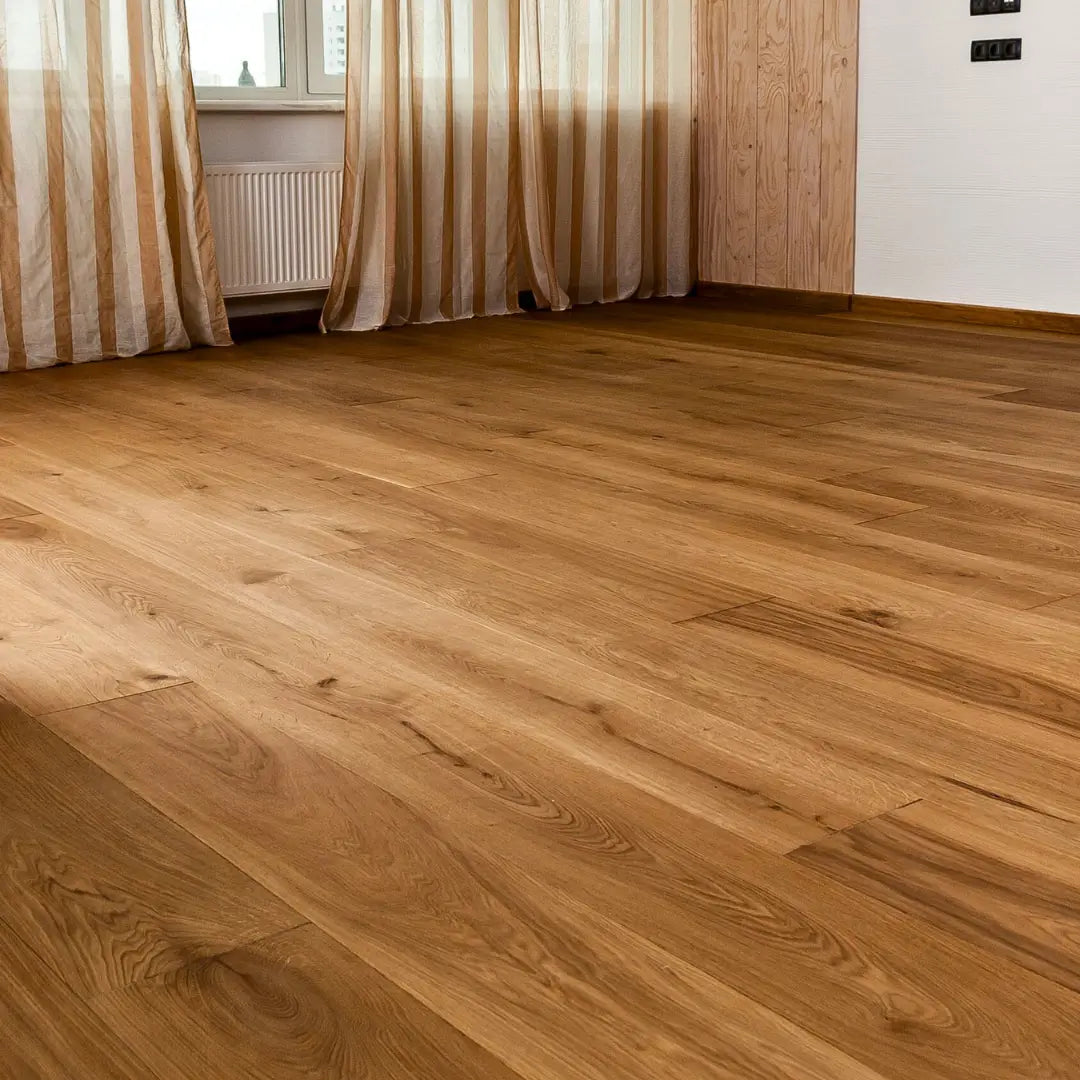 190mm x 14/3mm Oak Flooring with Brushed & Lacquered Finish (Essential Collection)