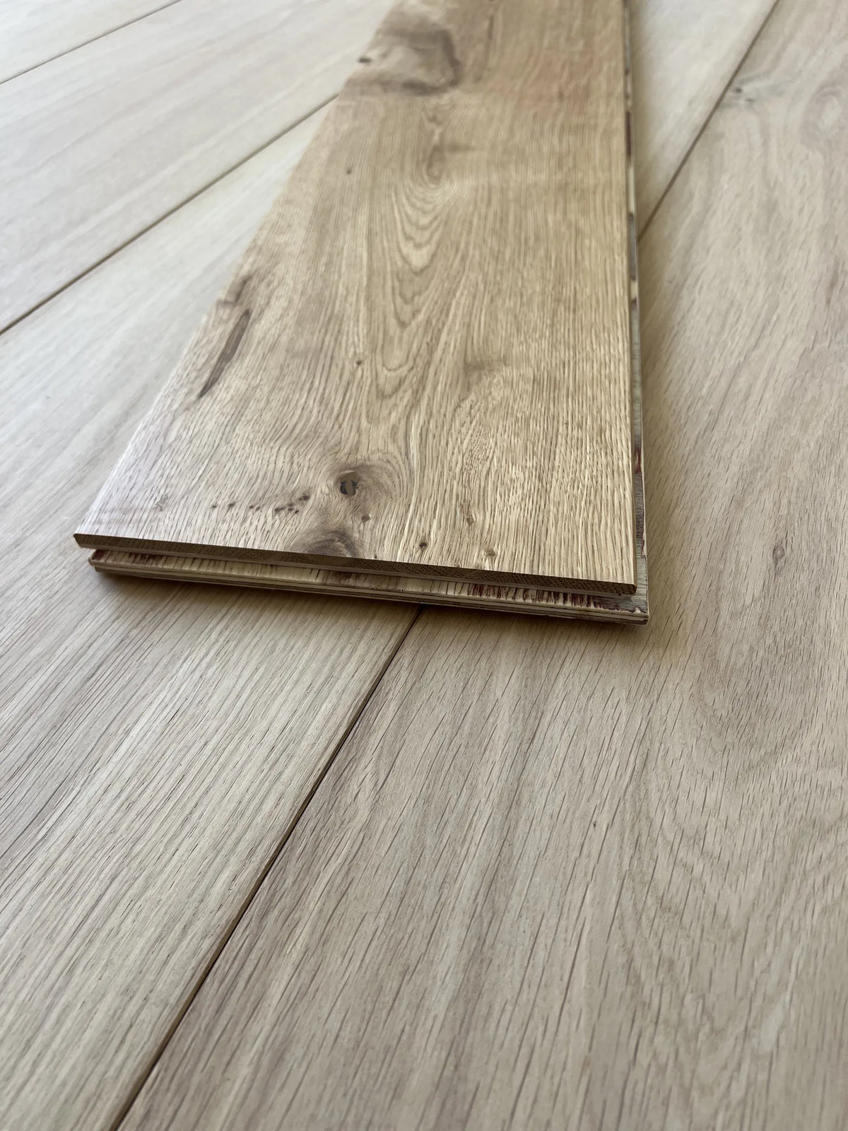 NATURAL OIL 190mm x 20/6mm - Engineered Oak Flooring [Classic Collection]