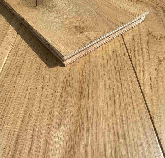 BRUSHED & OILED 220mm x 15/4mm - European Oak Engineered Wood Flooring [Classic Collection]