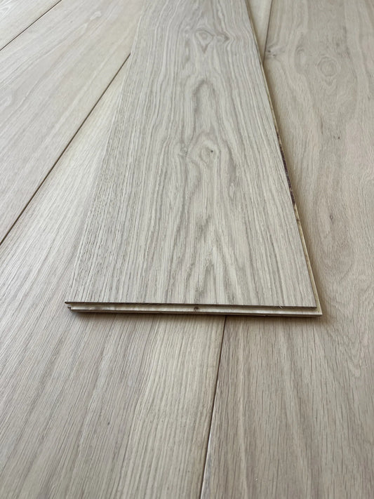 ESCOVADO & ÓLEO INVISÍVEL 190 mm × 14/3 mm — Soalho de carvalho europeu multicamada [Coleção Essentials]