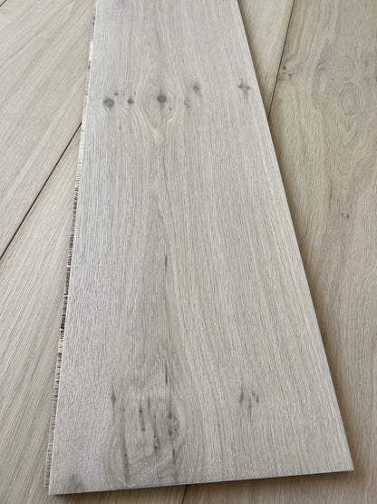 VERNIZ INVISÍVEL MATE 260 mm × 15/4 mm — Soalho de carvalho europeu multicamada [Coleção Classic]