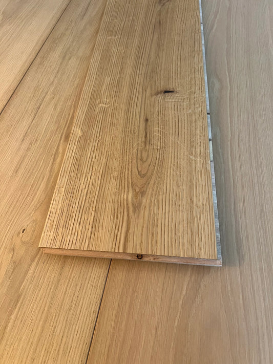 BRUSHED & OILED 220mm x 15/4mm - Engineered Oak Flooring [Classic Collection]