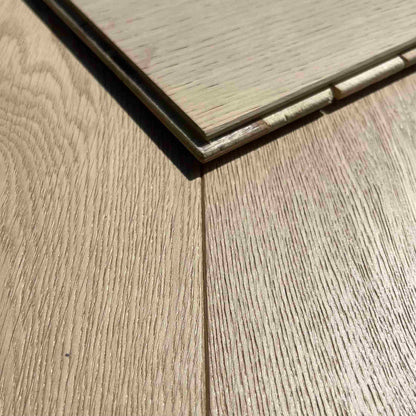 BRUSHED & INVISIBLE OIL 190mm x 14/3mm - European Oak Engineered Floor Boards [Essentials Collection]