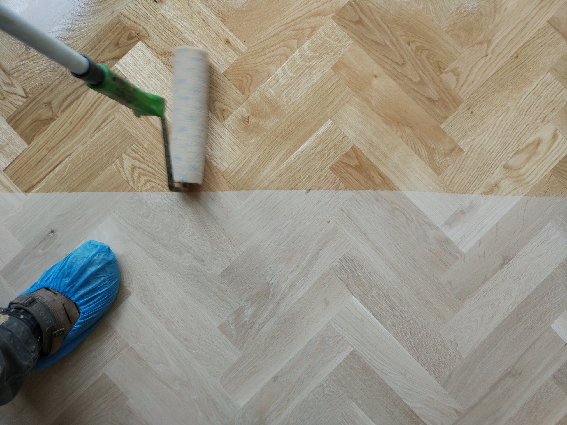 Prime Grade Oak Parquet Block Being Oiled With Clear Hardwax [Parquet Collection]