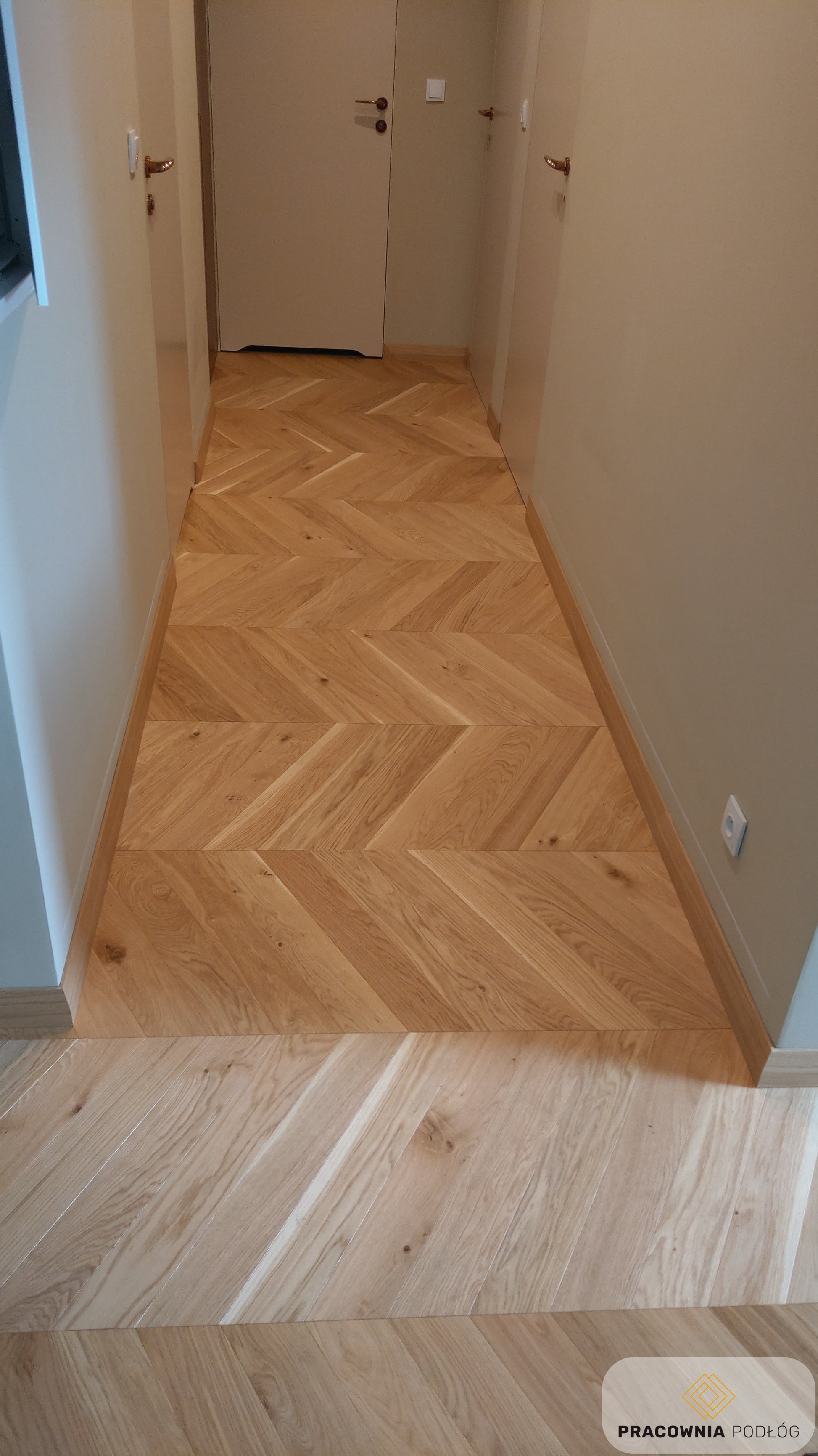 Character Grade Chevron Point Flooring Finished with Raw Lacquer (matte)