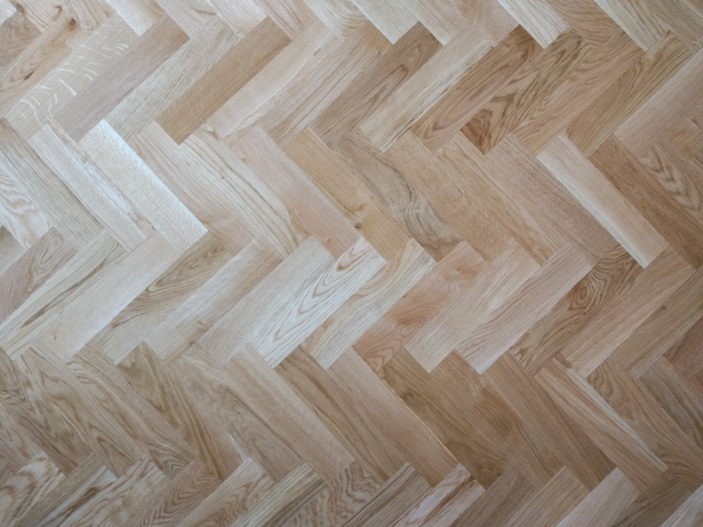 Example of Character Grade Oak Flooring [Parquet Collection]