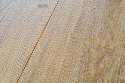 BRUSHED & OILED 220mm x 15/4mm - European Oak Engineered Wood Flooring [Classic Collection]