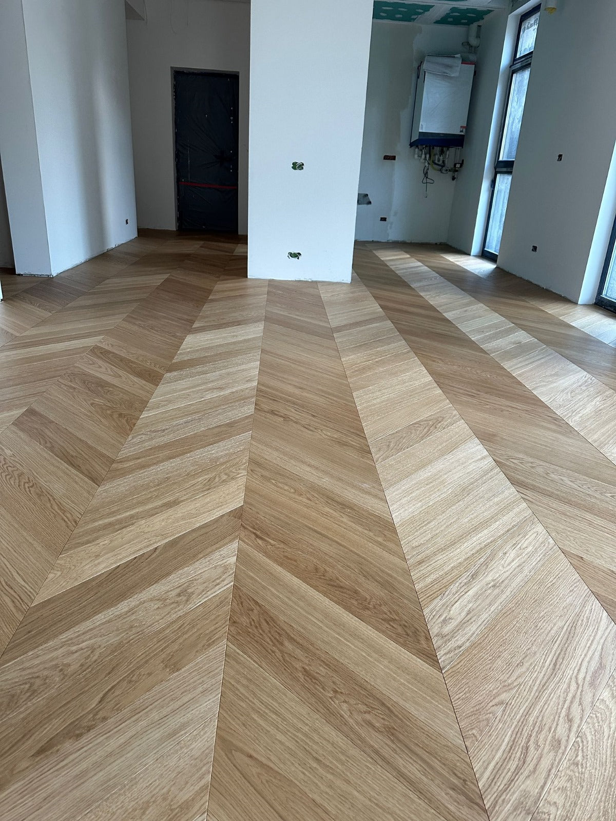 Prime Grade Engineered chevron point with clear matte lacquer finish