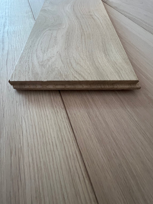 SAMPLE BOARD ~ 180mm x 20/10mm Character Grade Solid Oak Flooring, [Portugal, Solid Collection]